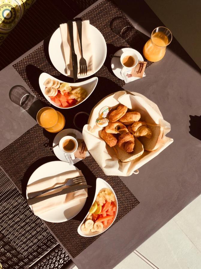 Aqua Boutique Hotel Glacis  ภายนอก รูปภาพ